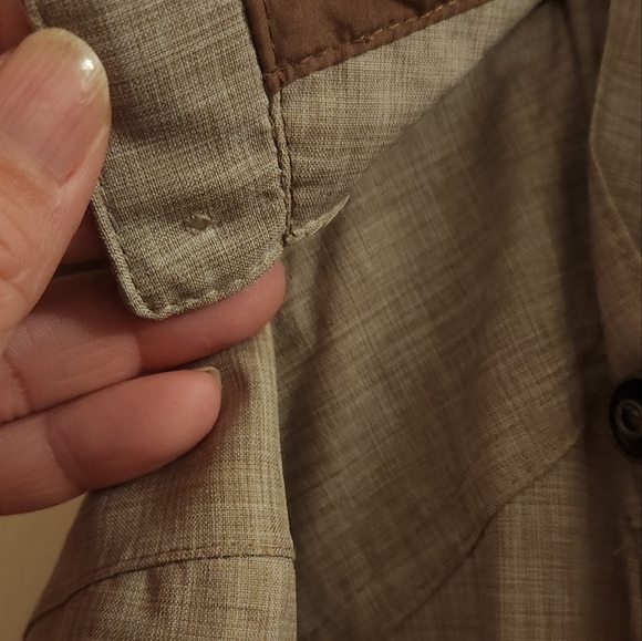 Denver Hayes, 2x , tannish grey - Picture 2 of 4